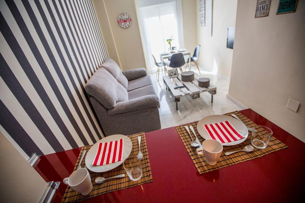 Ab Dominicum Apartamentos Málaga Oda fotoğraf