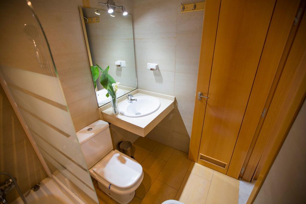 Ab Dominicum Apartamentos Málaga Oda fotoğraf